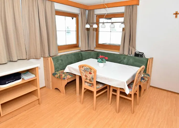 Haus Dengg Apartman *